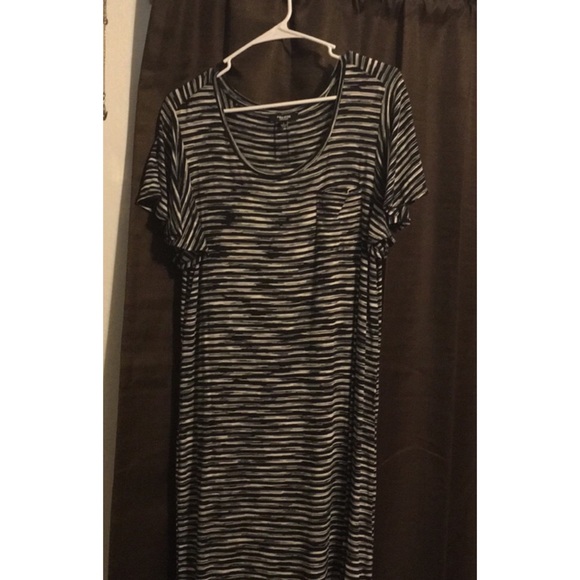 Premise Dresses & Skirts - 🍒black and white striped dress